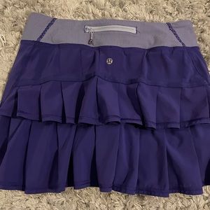 Purple lululemon skirt size 6 tall